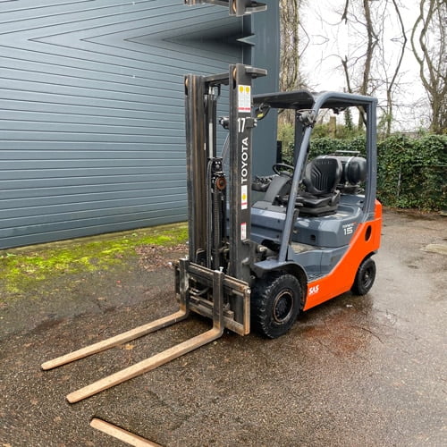 verkoop-heftrucks-2bro-trading-2