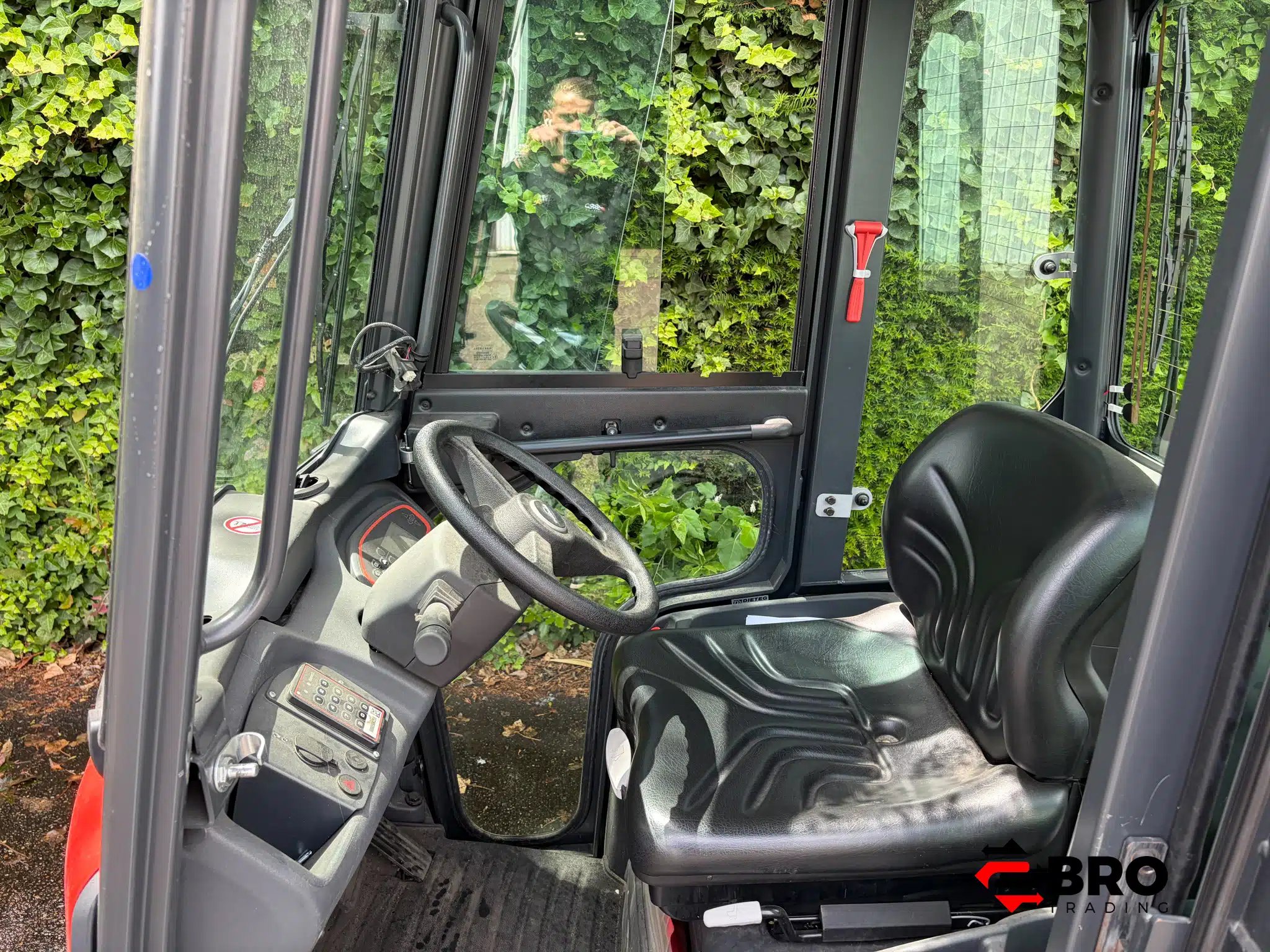 Linde P60 Electric Tractor - Figure 10